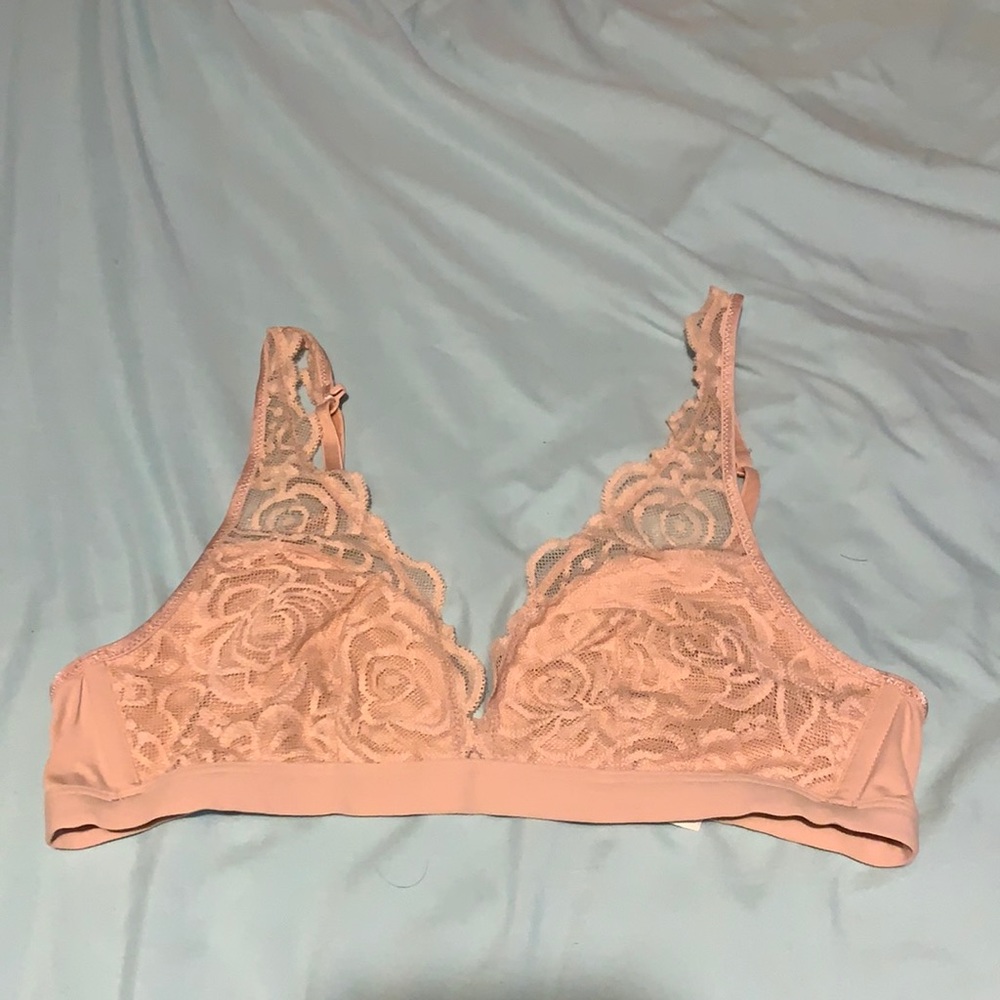 VS Pink Lace Plunge Bralette
